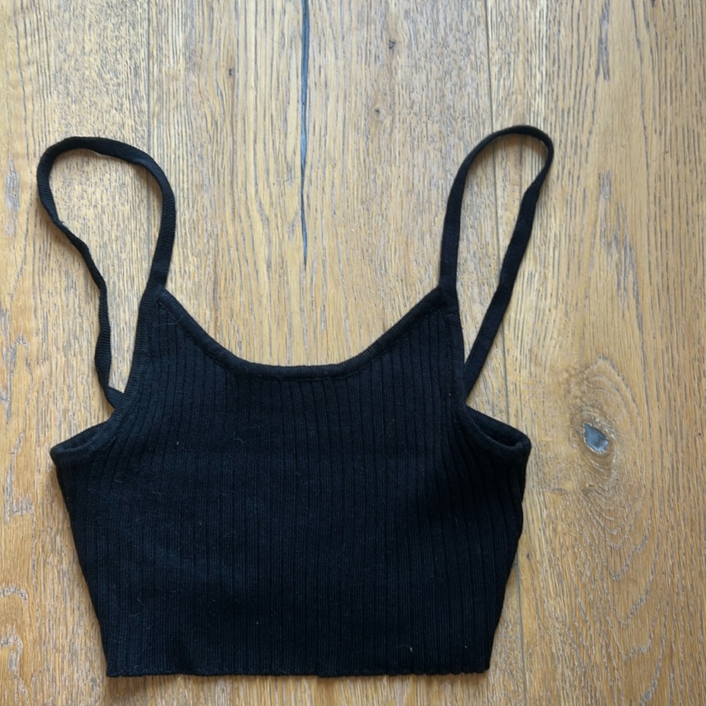 Black crop top